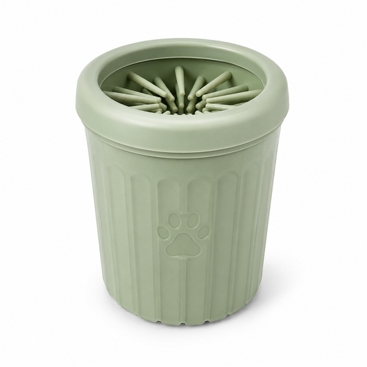 Gobelet lave-pattes vert sauge pour chien avec brosse en silicone taille M